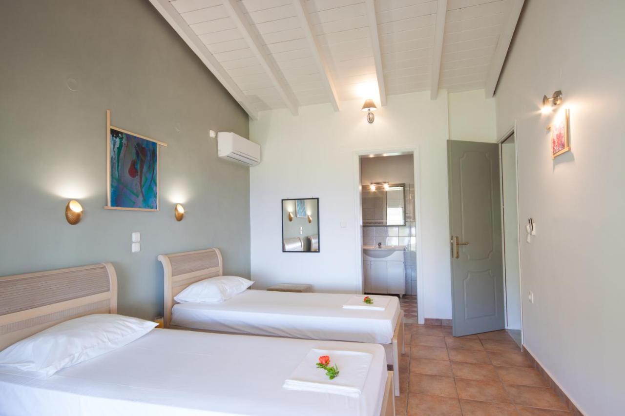 Odyssey Villas Kassiopi Exterior foto