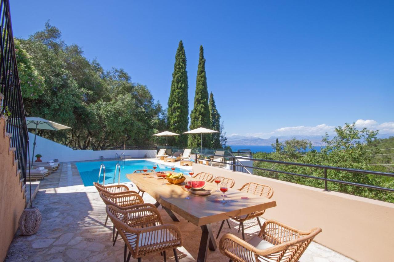 Odyssey Villas Kassiopi Exterior foto